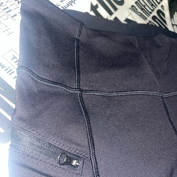 BNWOT LuLuLemon ❄️Winter❄️First Mile Tech Leggings. Solid Black. Sz 8 - Picture 6 of 12